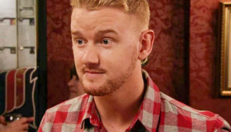 gary-windass-corrie-696×503