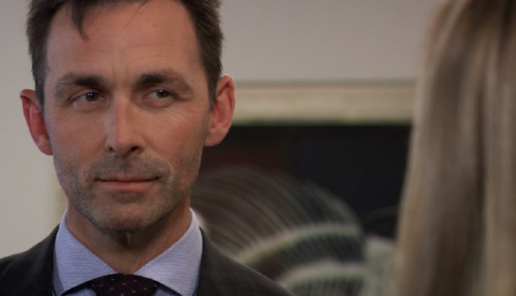 General hospital Valentin Cassadine