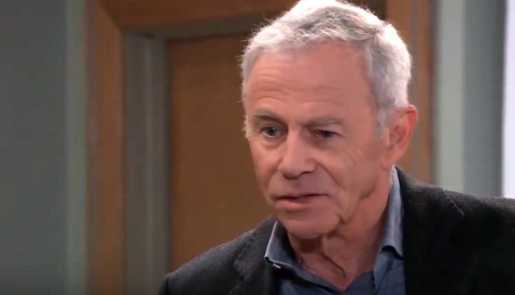 General Hospital Robert Scorpio (Tristan Rogers) (1200 x 617)