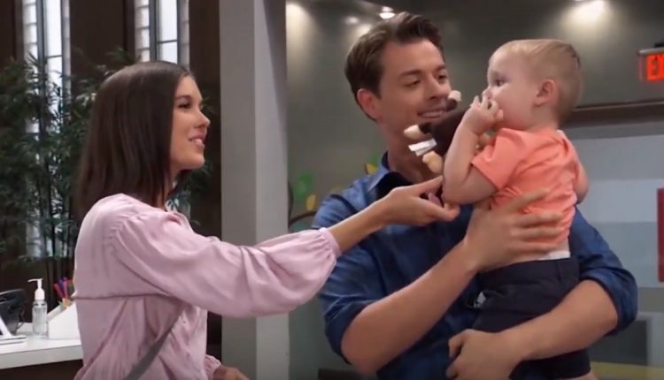 General Hospital – Willow Tait (Katelyn MacMullen) Michael Corinthos (Chad Duell) Wiley Quartermaine-Corinthos (Eric and Theodore Olson). (1200 x 602)