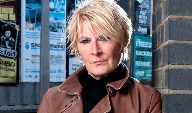 EastEnders – Linda Henry (Shirley Carter)