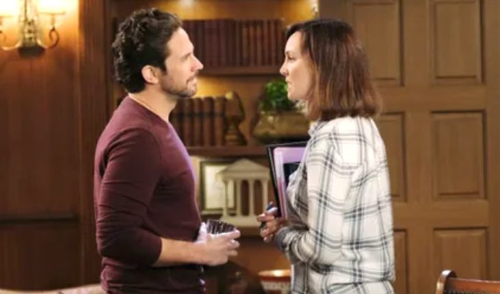 Days Of Our Lives – Gwen Rizczeck (Emily O’Brien) (730 x 500)