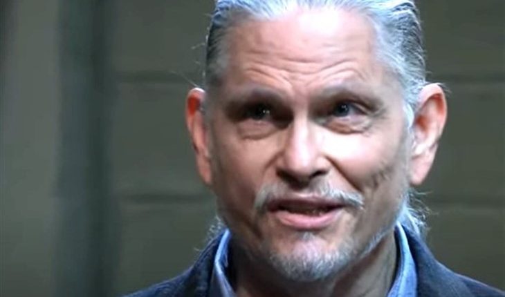 General Hospital – Cyrus Renault (Jeff Kober) )