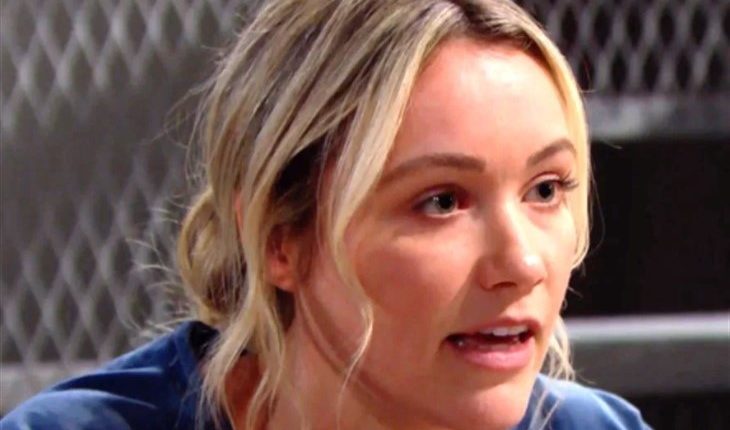The Bold And The Beautiful – Flo Fulton (Katrina Bowden)