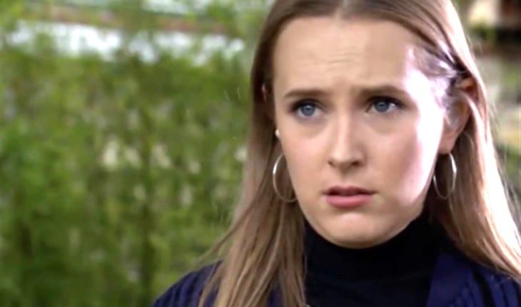 Eastenders – Frankie Lewis (Rose Ayling-Ellis)