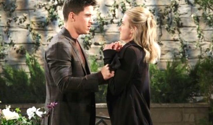 Days Of Our Lives – Charlie Dale (Mike C. Manning)Claire Brady (Isabel Durant)