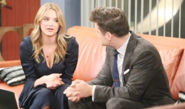 The Young And the Restless Kyle Abbott (Michael Mealor), Summer Newman (Hunter King)