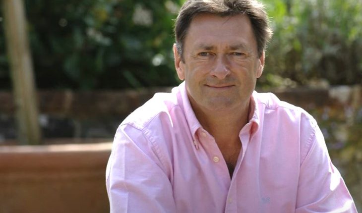 Alan Titchmarsh (730 x 531)