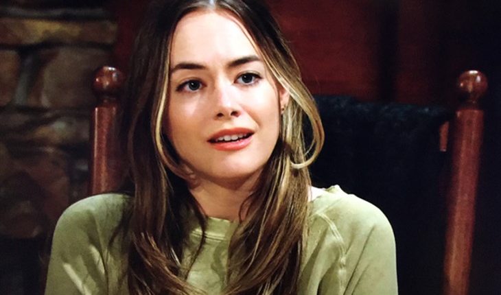 The Bold And The Beautiful – Hope Logan (Annika Noelle)