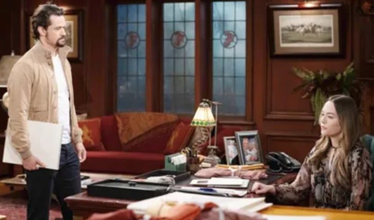 The Bold And The Beautiful – Thomas (Matthew Atkinson) Hope Logan (Annika Noelle)