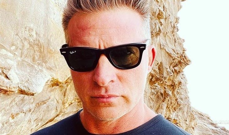 Steve Burton
