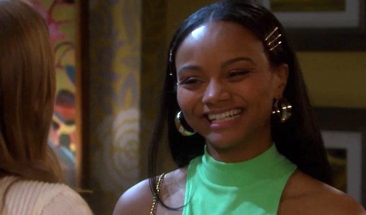 Days Of Our Lives – Chanel (Raven Bowens) Allie (Lindsey Arnold)