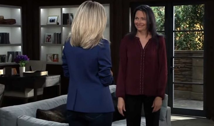 General Hospital – Carly Corinthos (Laura Wright)Glady Corbin (Bonnie Burroughs)