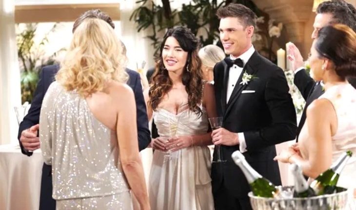 The Bold And The Beautiful – John Finn Finnegan (Tanner Novlan) Steffy Forrester (Jacqueline MacInne