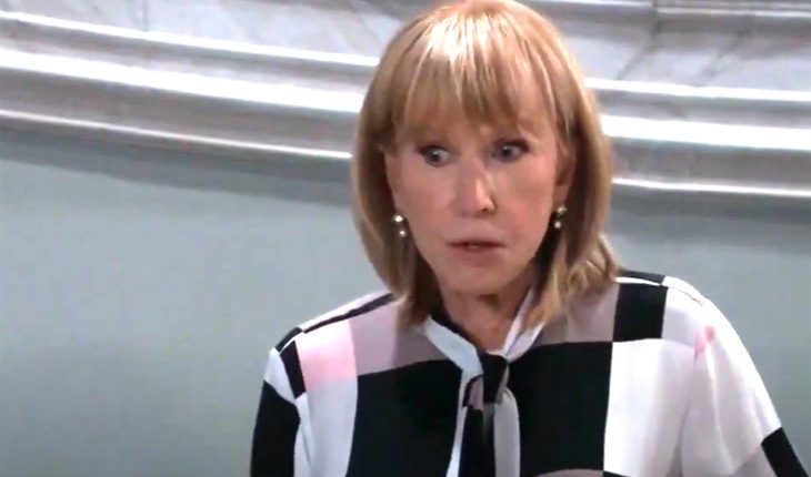 General Hospital – Monica Quartermaine (Leslie Charleson) (730 x 496)