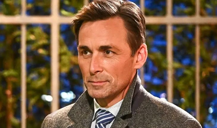 General Hospital – Valentin Cassadine (James Patrick Stuart)