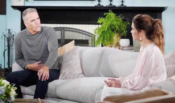 The Young And The Restless – Victoria (Amelia Heinle)