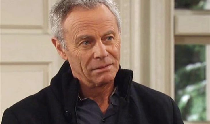 General Hospital – Robert Scorpio (Tristan Rogers)