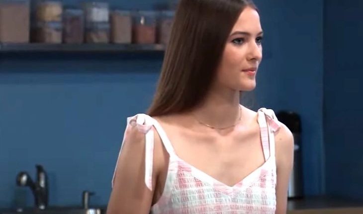 General Hospital -Esme Prince (Avery Kristen Pohl)