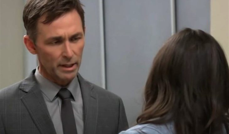 General Hospital – Valentin Cassadine (James Patrick Stuart) Brook Lynn Quartermaine (Amanda Setton)