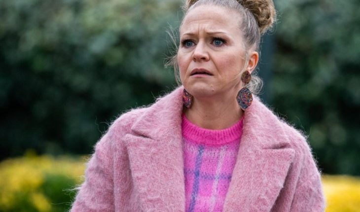 Eastenders – Linda Carter (Kellie Bright)