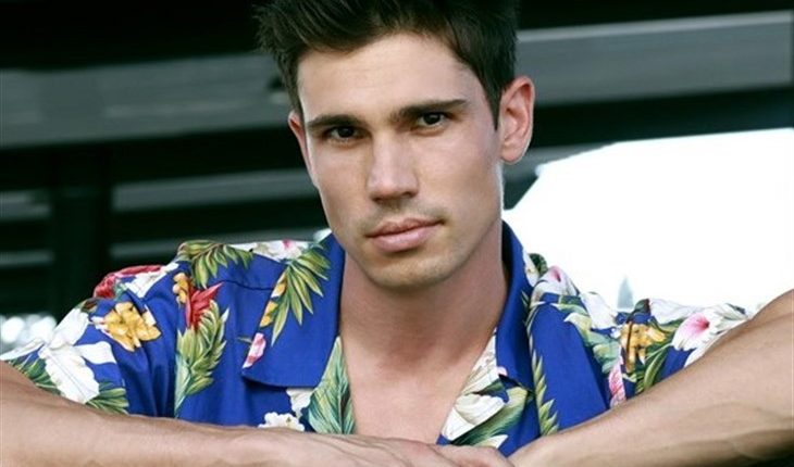 Tanner Novlan