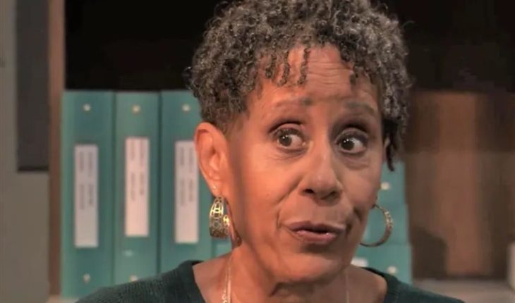 General Hospiatl – General Hospital Stella Henry (Vernee Watson)