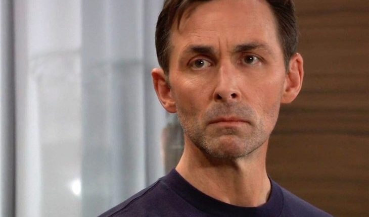 General Hospital – Valentin Cassadine (James Patrick Stuart)