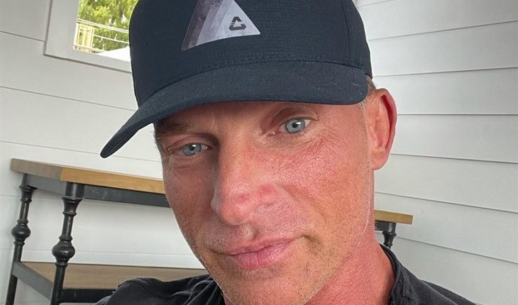 Steve Burton