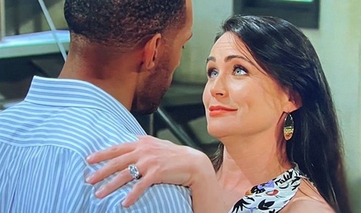 The Bold And The Beautiful -Carter Walton (Lawrence Saint-Victor) Quinn Forrester (Rena Sofer)