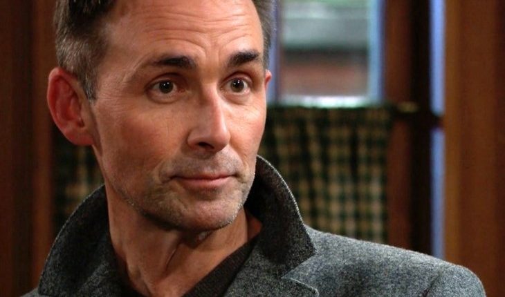 Geneal Hospital – Valentin Cassadine (James Patrick Stuart)