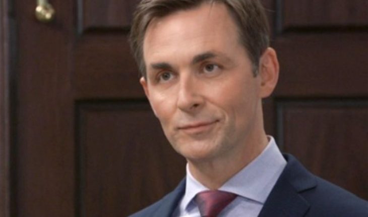 General Hospital – Valentin Cassadine (James Patrick Stuart)