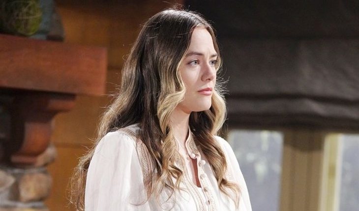 The Bold And The Beautiful – Hope Logan Spencer (Annika Noelle)