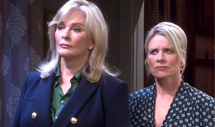 Days Of Our Lives – Kayla Johnson (Mary Beth Evans) and Marlena Evans (Deidre Hall).-