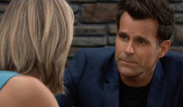 General Hospital – Drew Cain (Cameron Mathison) Carly Corinthos (Laura Wright)