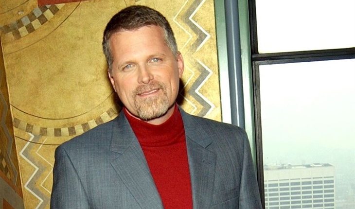 Robert Newman (730 x 474)
