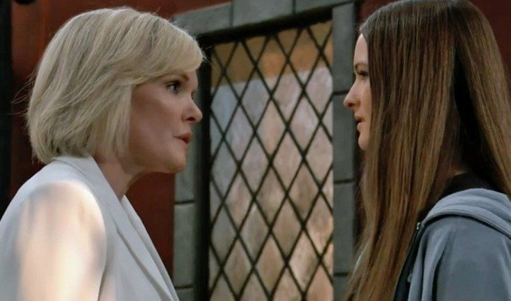 General Hospital – Ava Jerome Cassadine (Maura West)