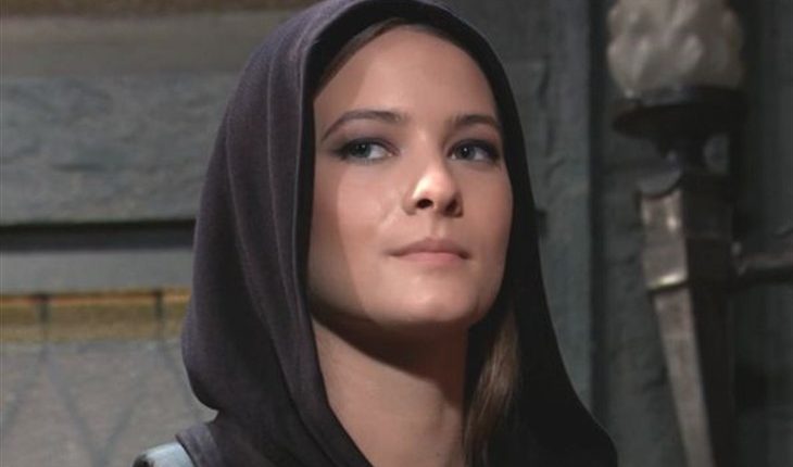 General Hospital -, Esme Prince (Avery Kristen Pohl)