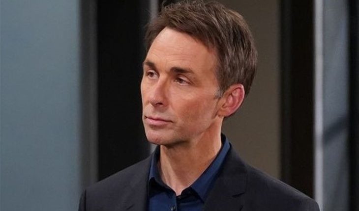 General Hospital spoilers reveals Valentin Cassadnine (James Patrick Stuart)