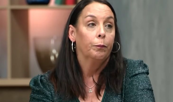 90 Day Fiancé -Kim Menzies
