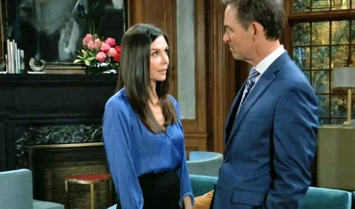 General Hospital – Valentin Cassadine (James Patrick Stuart) Anna Devane (Finola Hughes)