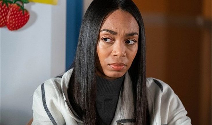 EastEnders – Chelsea Fox