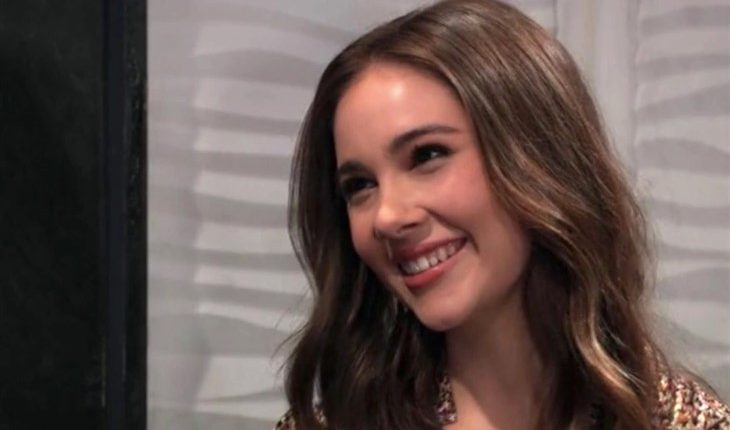 General Hospital – Molly Lansing-Davis (Haley Pullos)