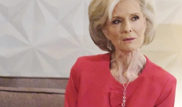 General Hospital – Helena Cassadine (Constance Towers)