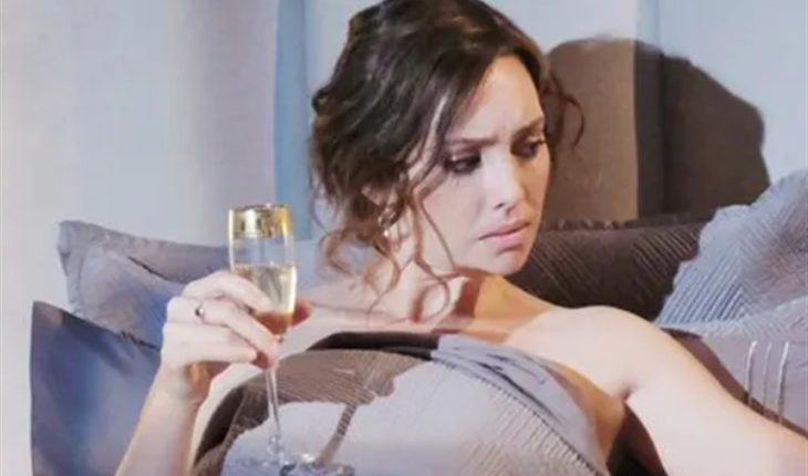 Days Of Our Lives – Gwen Rizczech