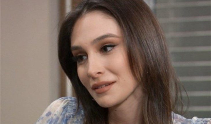 General Hospital – Holiday Mia Kriegel