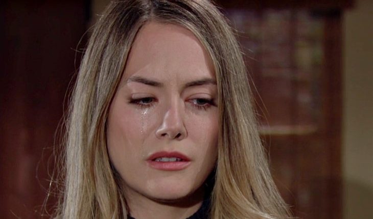 The Bold And The Beautiful – Hope Logan (Annika Noelle)