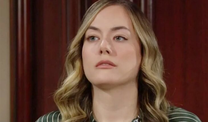 The Bold And The Beautiful – Hope Logan (Annika Noelle)