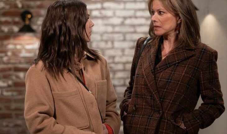 General Hospital – Alexis Davis (Nancy Lee Grahn)