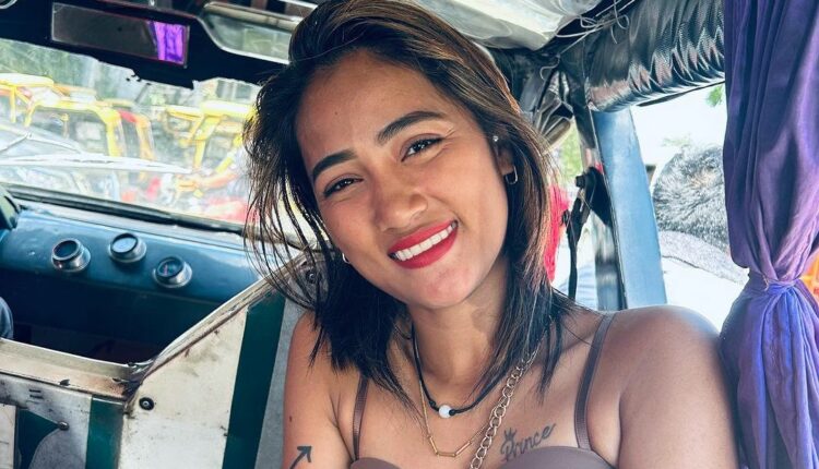 rose_vega_official